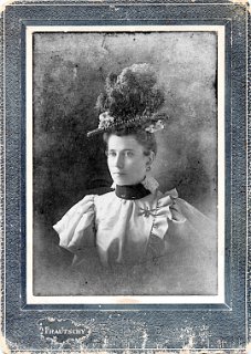 Una Kilgore Durst, 1898.